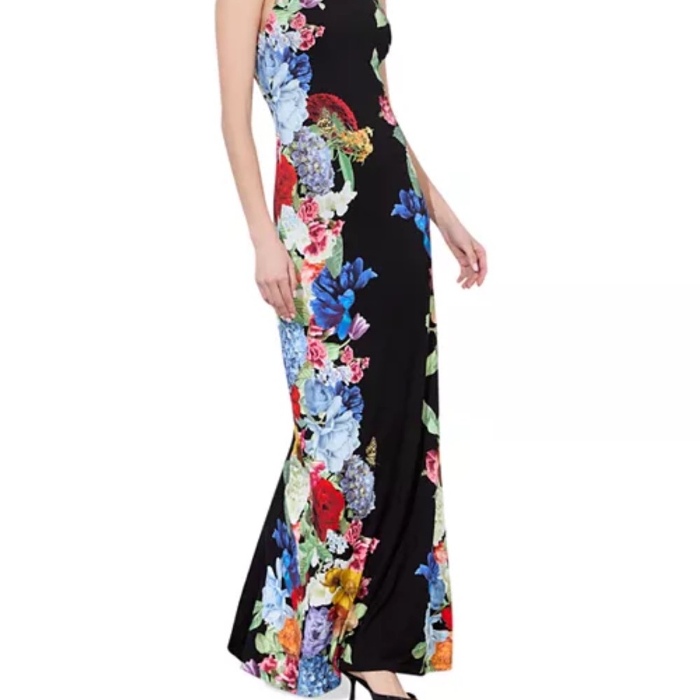 Alice and Olivia
Delora Open Back Maxi Dress